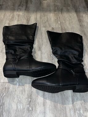 cloudwalkers Black Slouch Mid-Calf Heeled Boots